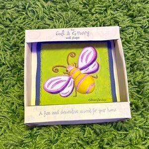 Kathleen Denis Vintage Bumblebee Ceramic Wall Plaque